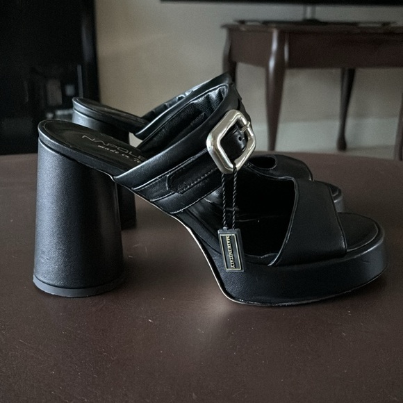 Napoleoni Made in Italy Black Circular Heel - Picture 6 of 9